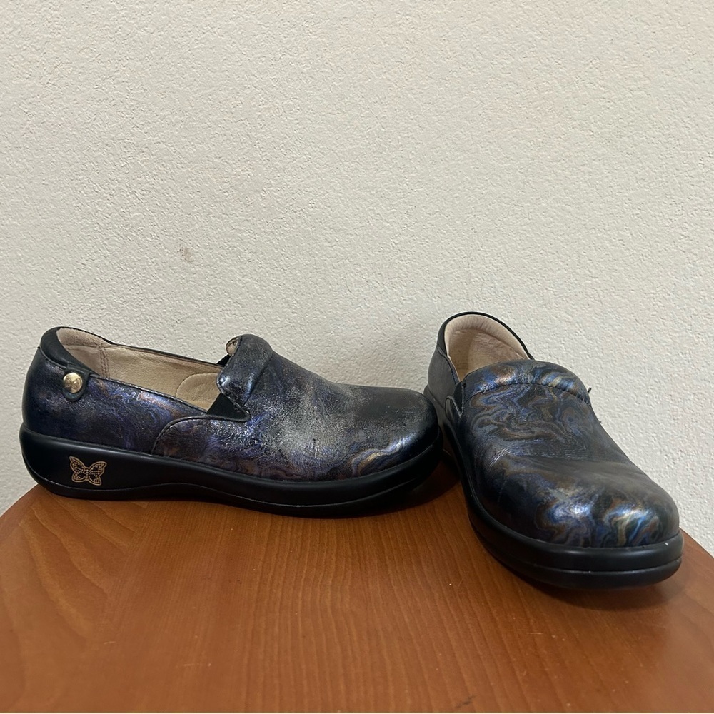 Alegria Women's Sz 8-8.5/EU38 Multicolor Black/Blue Leather PG Lite Loafer Swirl